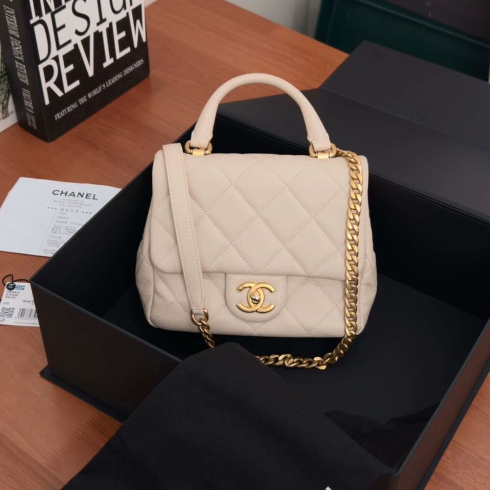 Chanel Women Pre-Loved Bag Very Good Condition